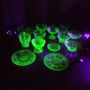 Uranium glass
